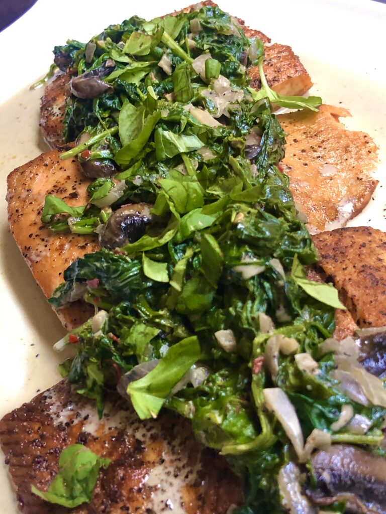 Salmon Florentine With Cream