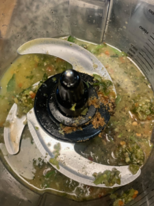 What Do You Serve with Mojo Chicken?