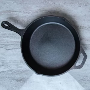 Karibe 10" Cast Iron Skillet